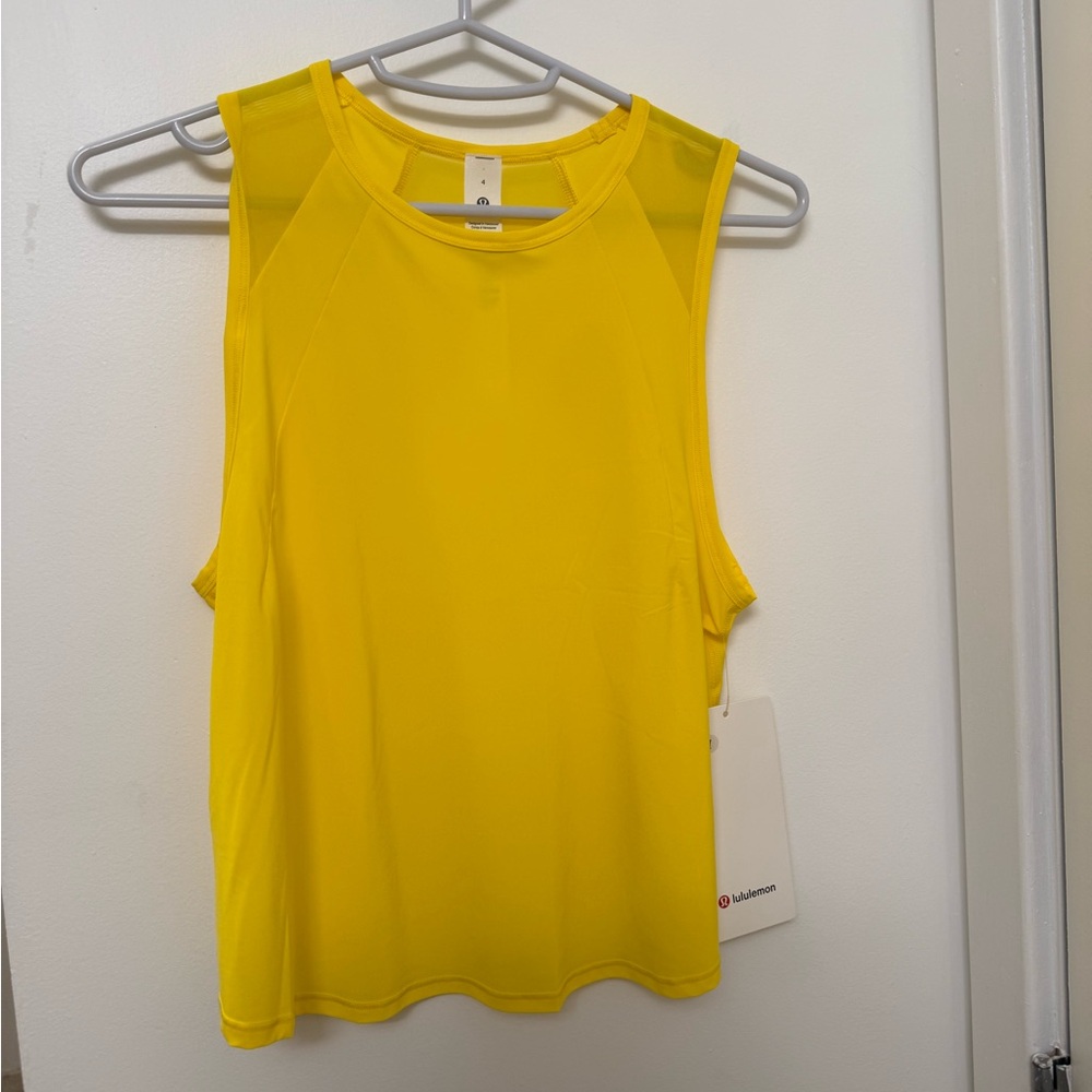 NWT-Lululemon Bright Yellow Workout Top, sculpt cropped tank, size 4